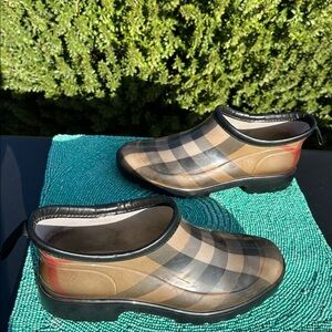 Burberry Nova Check ankle rain runner boots size 37, made in Italy - reposhing.